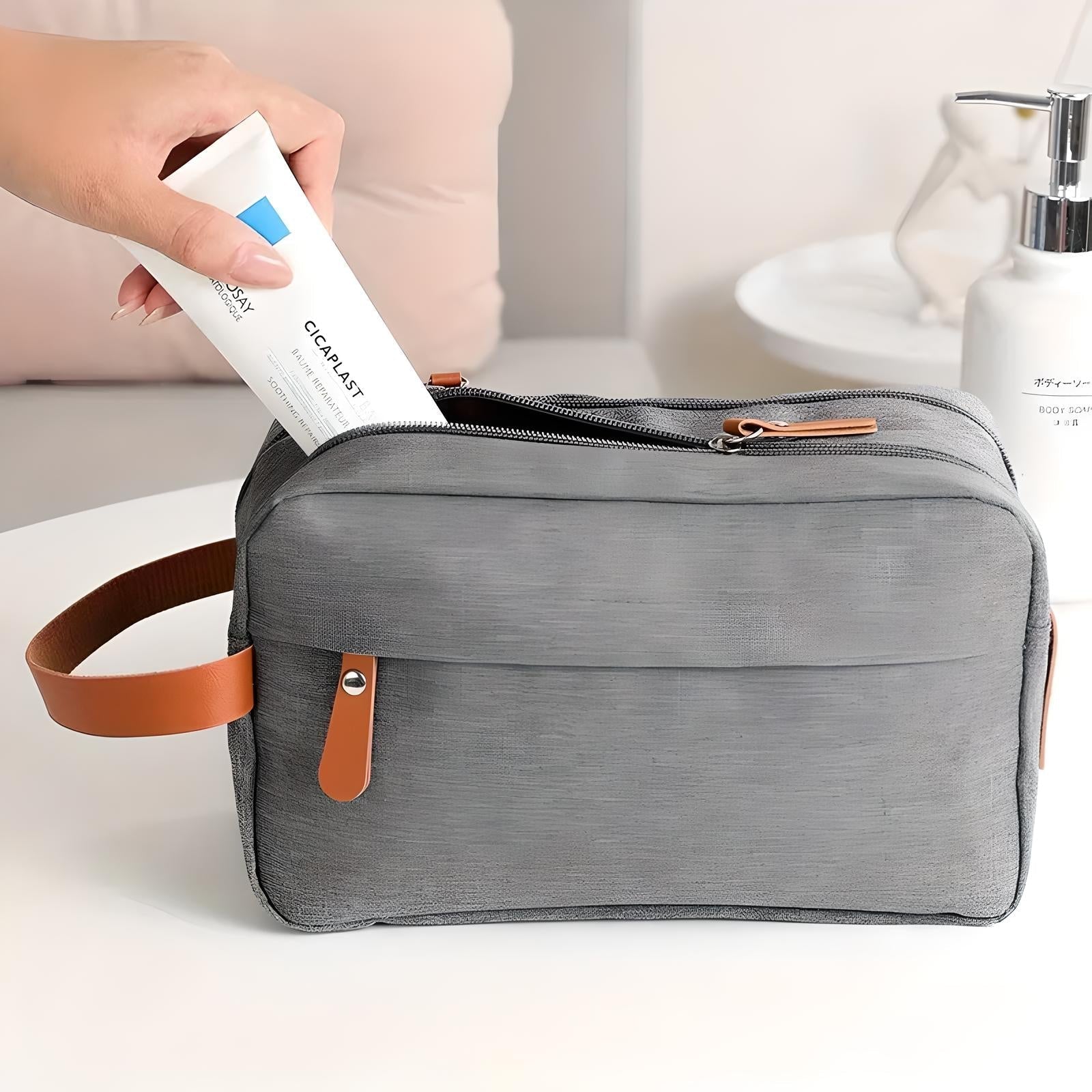 Jethro | Men's Toiletry Bag in Modern, Sleek Design