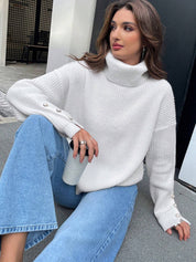 Sweater with turtleneck made of soft rope for cold days-5