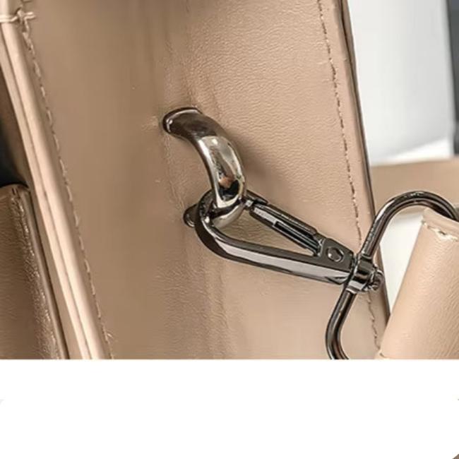 Felix | Waterproof Square Shoulder Bag