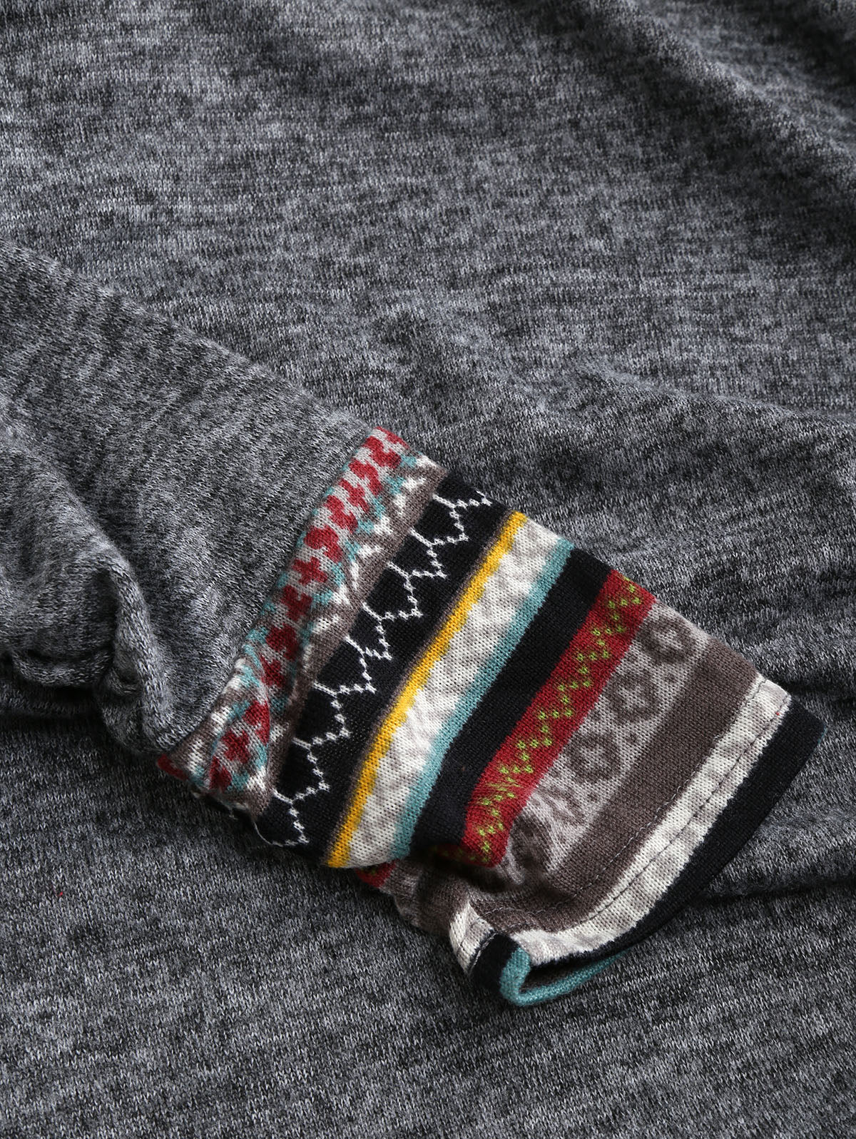 Relaxed hoodie with a tribal pattern-6