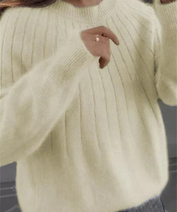 Fluffy knitting sweater made of acrylic fiber for women-4