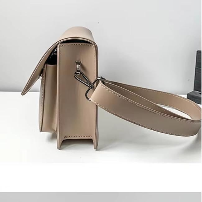 Felix | Waterproof Square Shoulder Bag