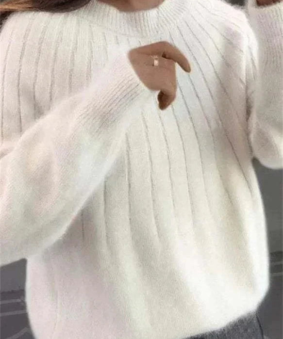 Fluffy knitting sweater made of acrylic fiber for women-5