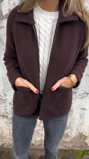Part jacket in feminine design with a two -color look for women-4