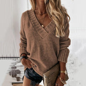 Sweater with a V-neck and long sleeves for women in autumn-6