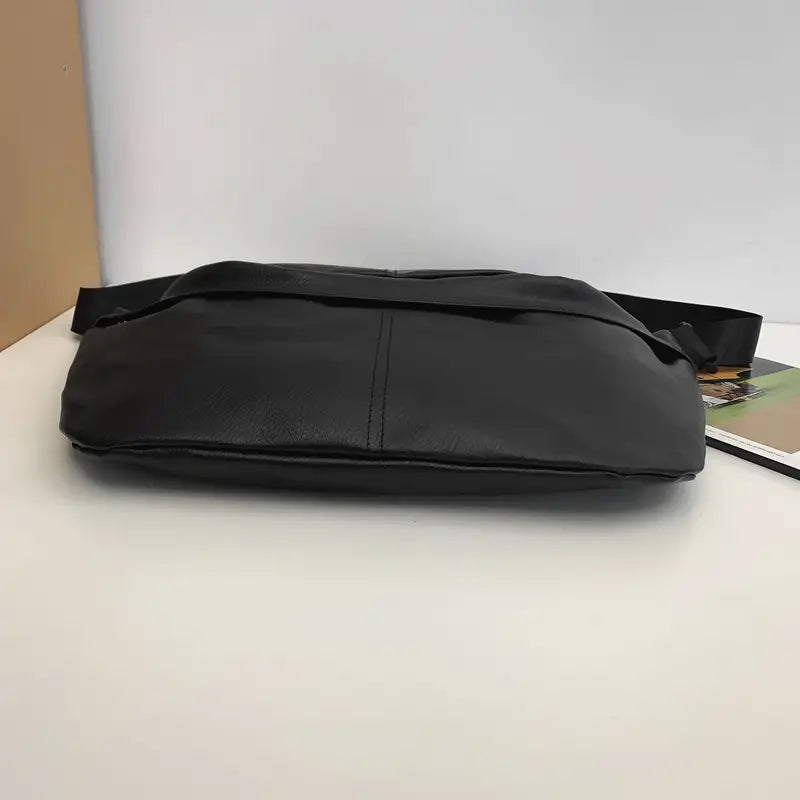 Liam | Spacious Retro Leather Shoulder Bag