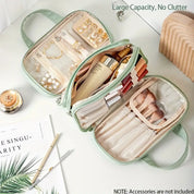 Charloutte | Versatile and functional travel-friendly cosmetic bag