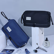 Clifford | Elegant and spacious culture bag with multiple compartments