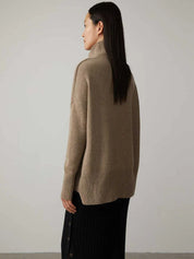 Sweater made of noble cashmere mix with a stylish turtleneck-4