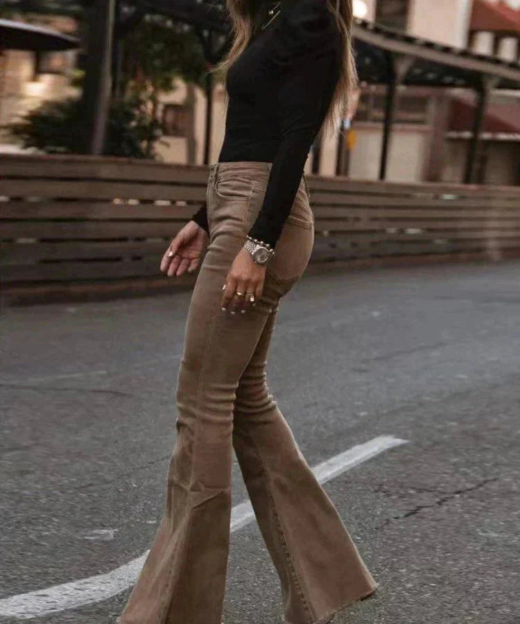 Briana-Flared-Corduroy-Pants-Trendy-comfortable-bell-bottom-pants-Fashion-Nora-13.webp