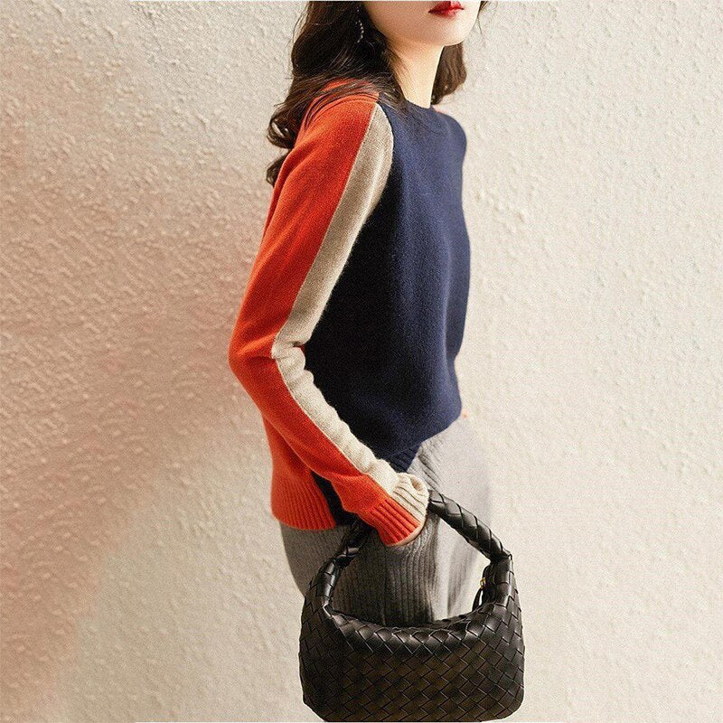 Stylish winter collection 2025: Cozy sweater for women-3