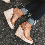 Elegant Platform Heels | Sophisticated clogs with straps