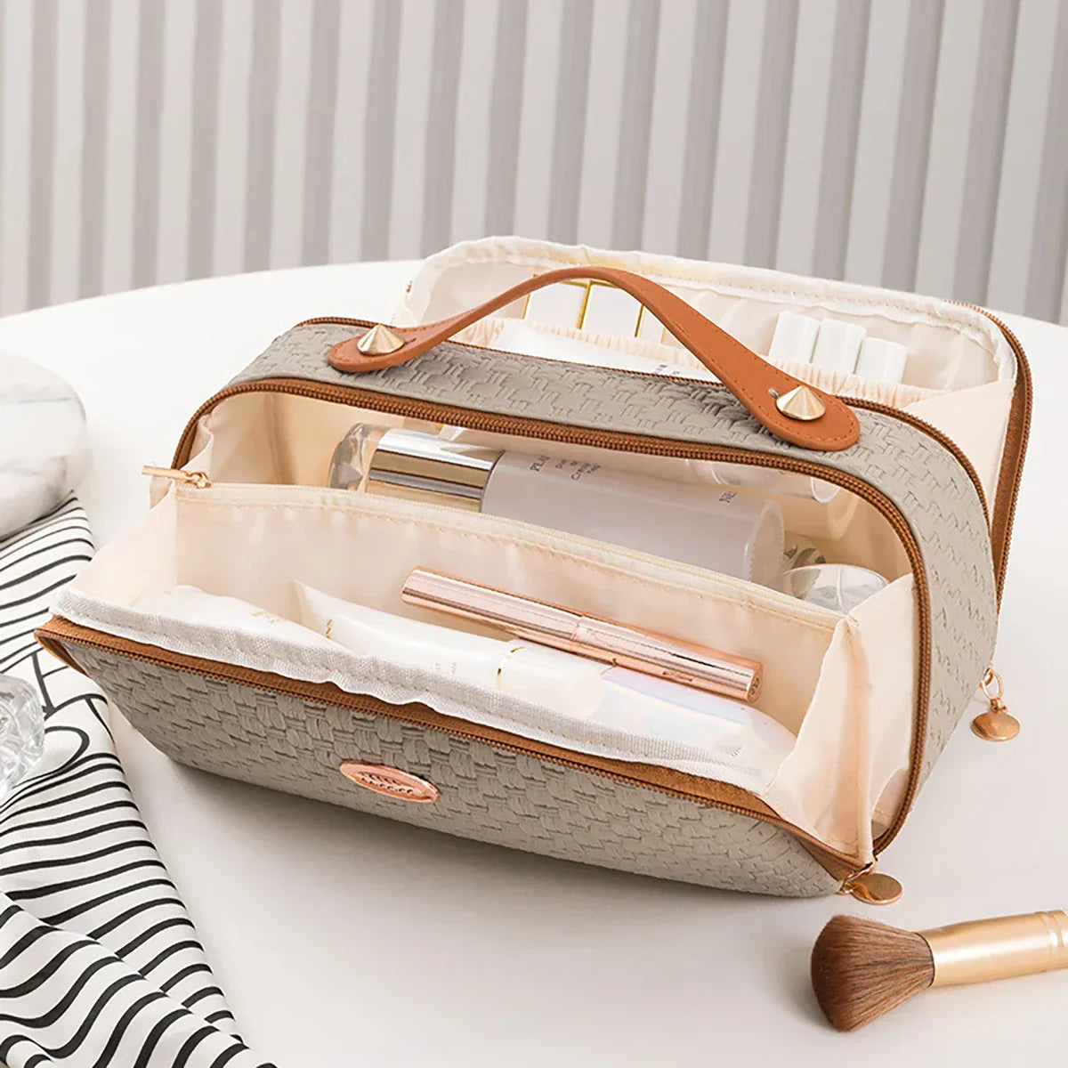 Jemma | Large Waterproof Cosmetic Makeup Travel Bag