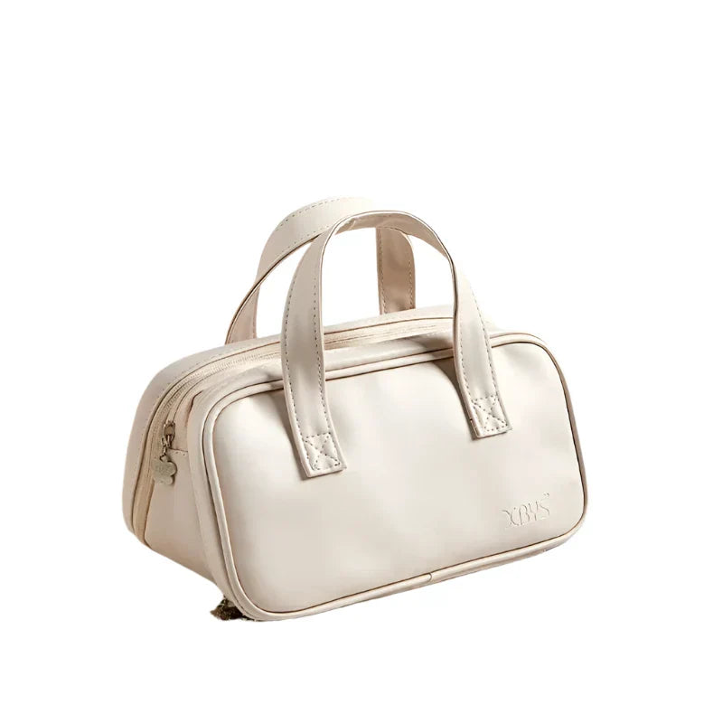 Charloutte | Versatile and functional travel-friendly cosmetic bag
