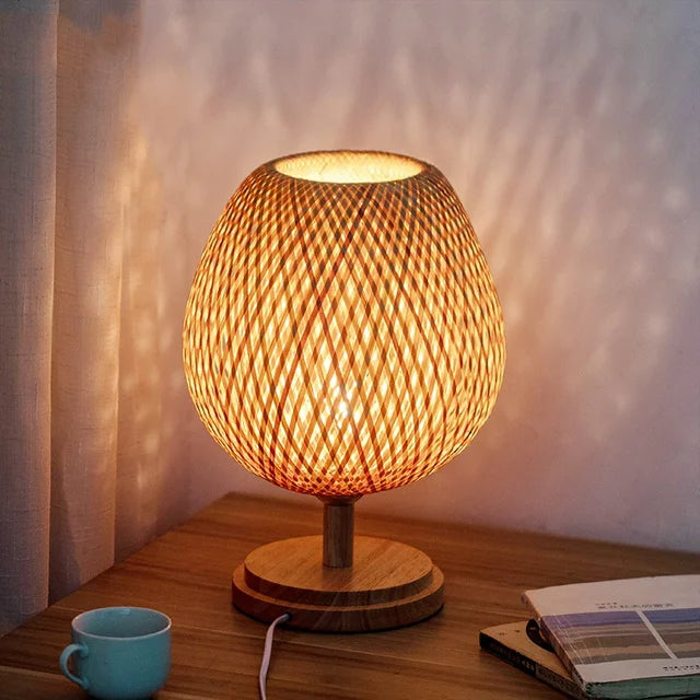 GlowCrest | Artistic Table Lamp for Cozy Spaces