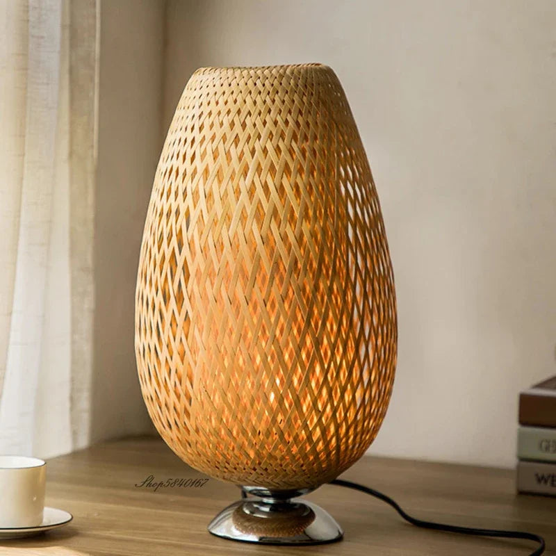 GlowCrest | Artistic Table Lamp for Cozy Spaces