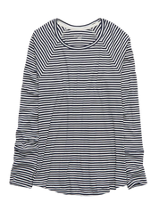 White-black sweater: timeless basic for cold days-2