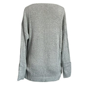 Sweater with a timeless V-neck for women: elegant and versatile-3
