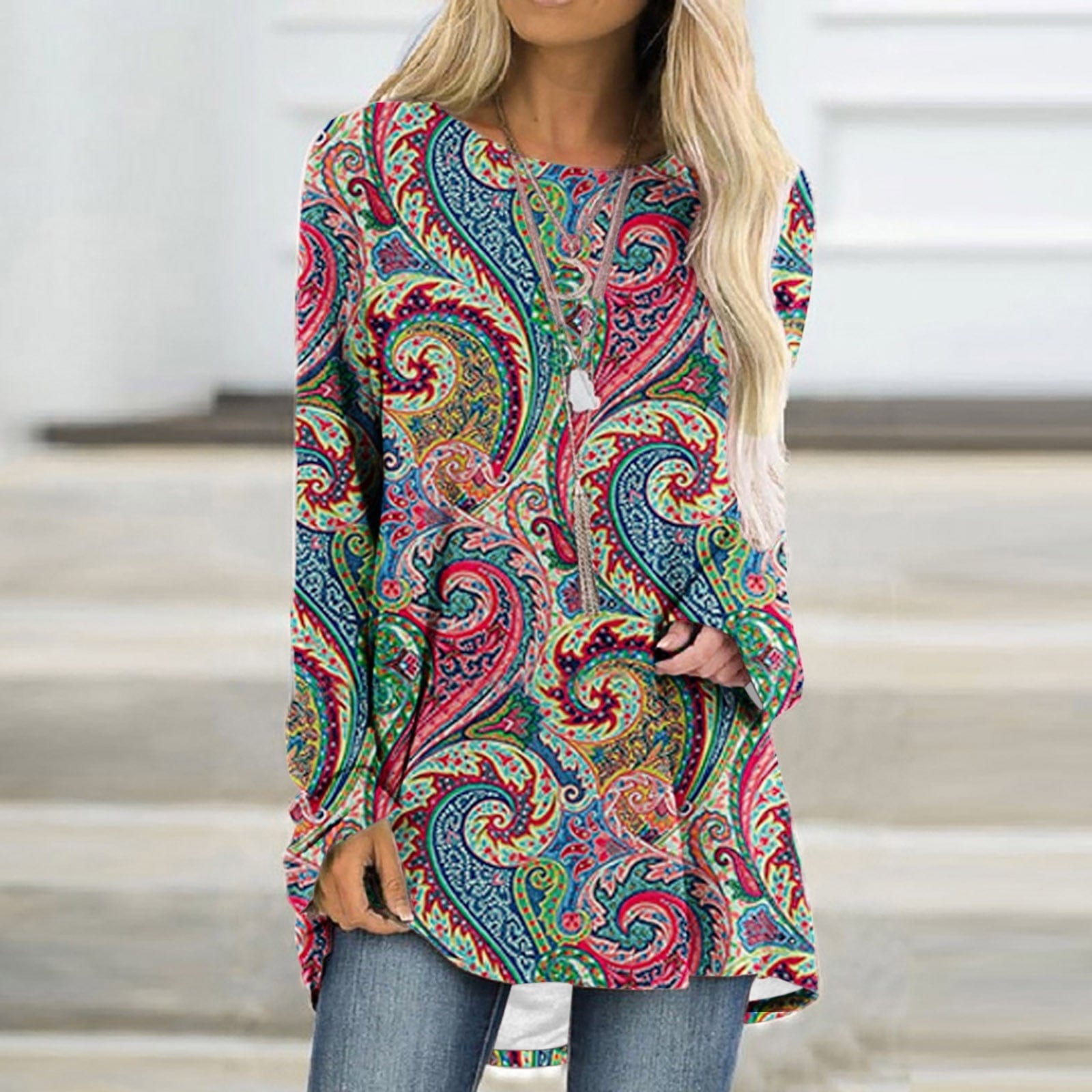 Elegant Mandala sweater: stylish & warm for autumn/winter-3