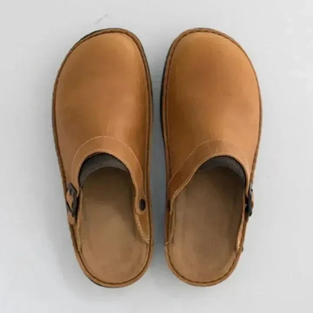 Finn | Rustic Slip-On Clogs