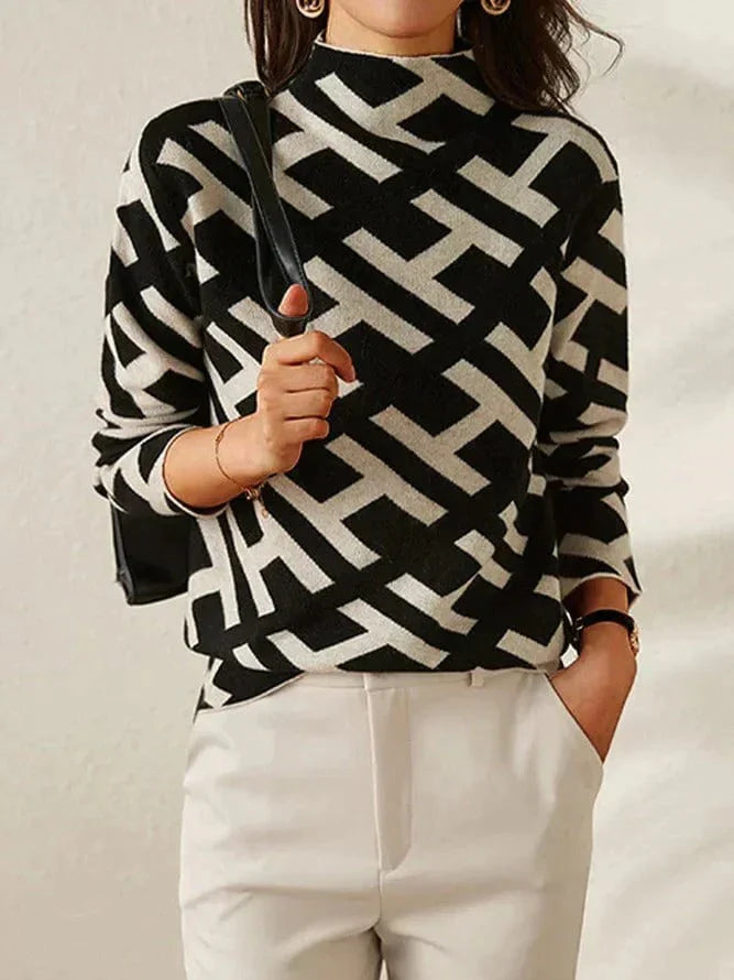 Chic and fashionable sweater-1