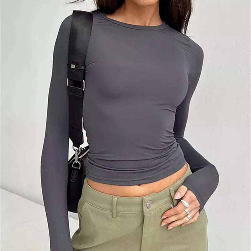 Tops long -sleeved and stylish for women with a figure -hugging cut-2