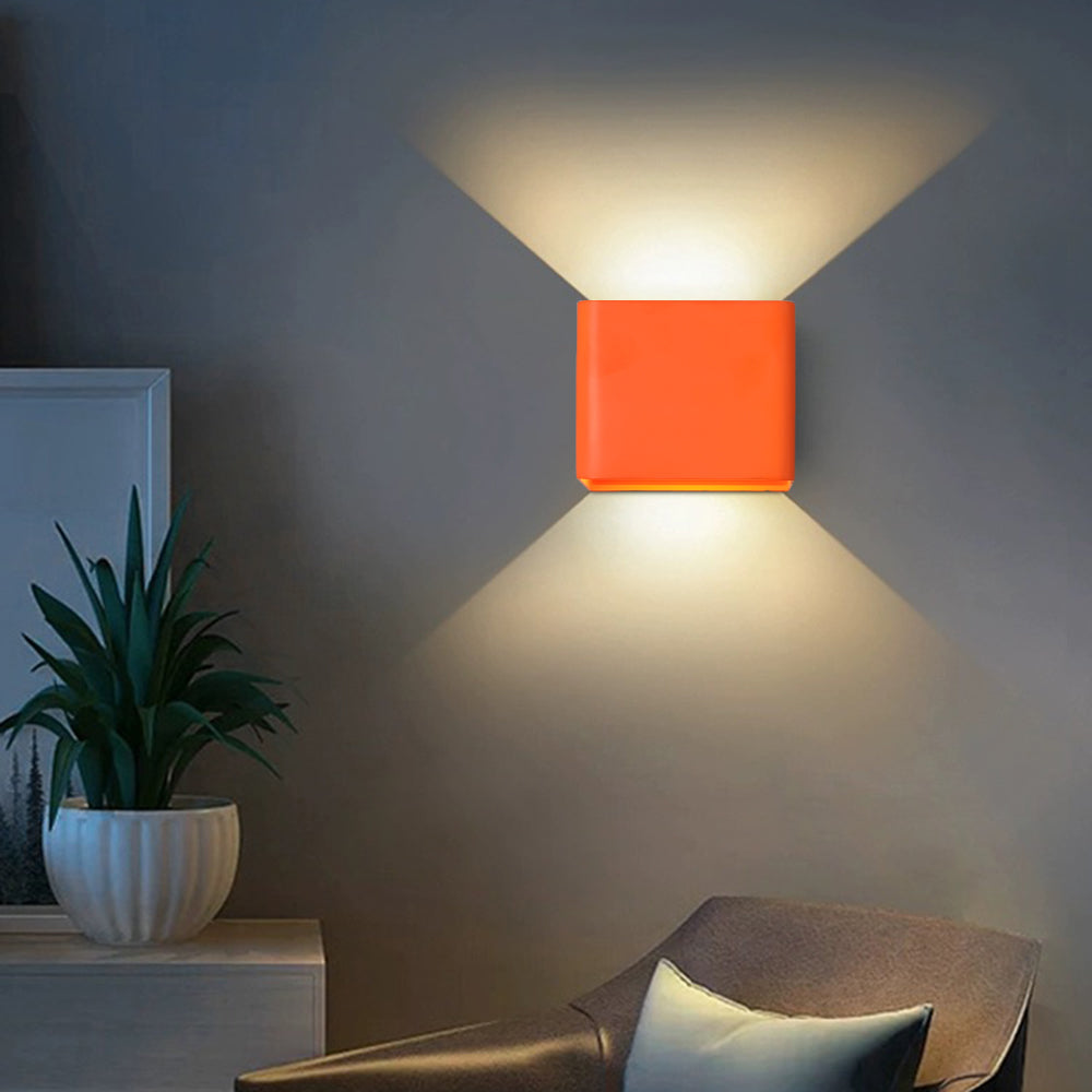 Bright | Modern Square Wall Lamp