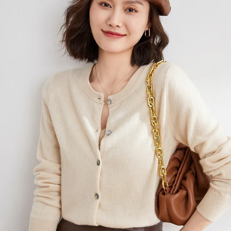 Knitted sweater with neckline-5
