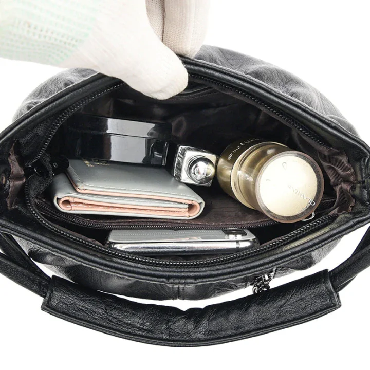 Isla | Well-Maintained Folded Crossbody Bag
