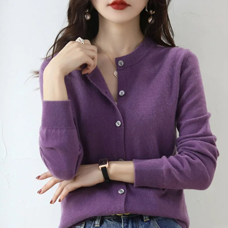 Knitted sweater with neckline-2